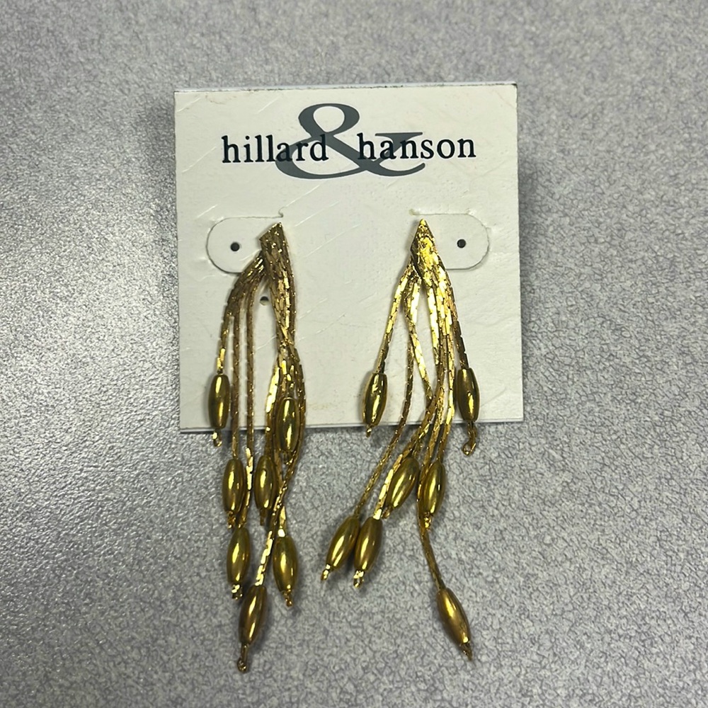 Hilliard & Hanson dangle earrings